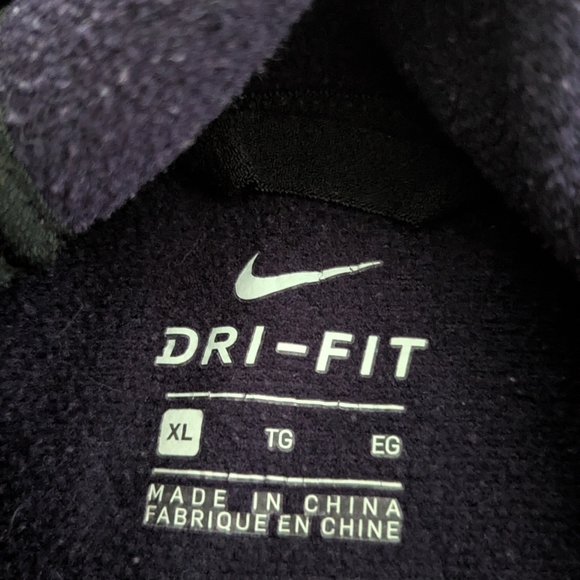 Nike Dri-FIT Purple Hoodie - Picture 5 of 5